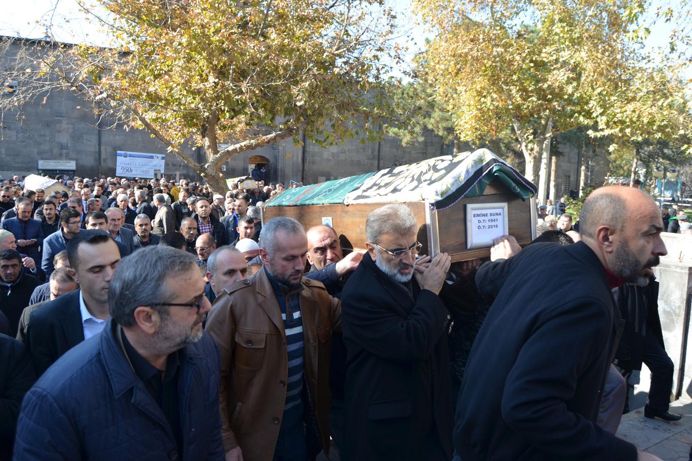 Taner Yıldız’ın acı günü Taner Yıldız’ın acı günü